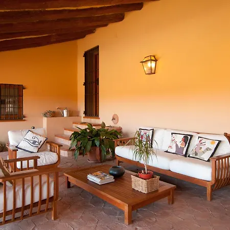 Villa Julia De Masia Olivera Subirats